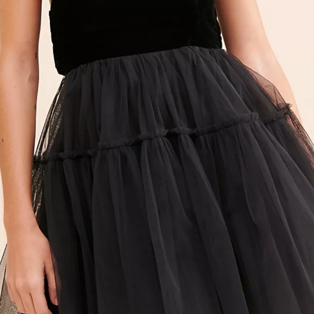 Elegant Black Tulle Dress was bought from Free People 🥰 - Picture 5 of 5